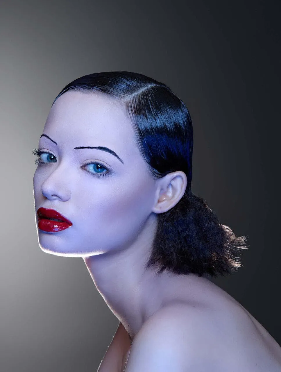 Chanel beauty: editorial de beleza inspirado no fotógrafo Man Ray