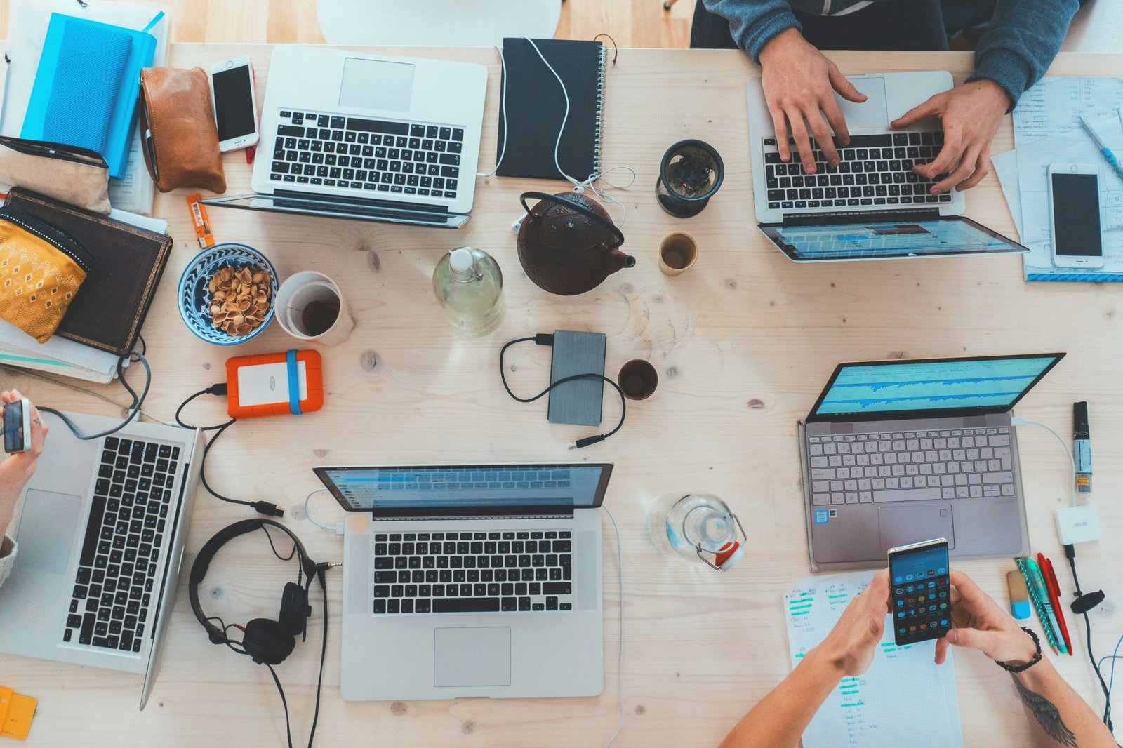 76% dos e-commerces apostam em redes sociais como estratégia, segundo estudo
