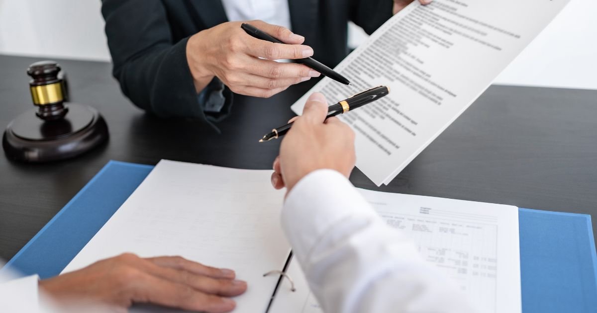 Aspectos Jurídicos da atuação dos Influenciadores e sua Repercussão na Formação de Vontade dos Consumidores: como funciona o processo mental de tomada de decisões nestes casos?