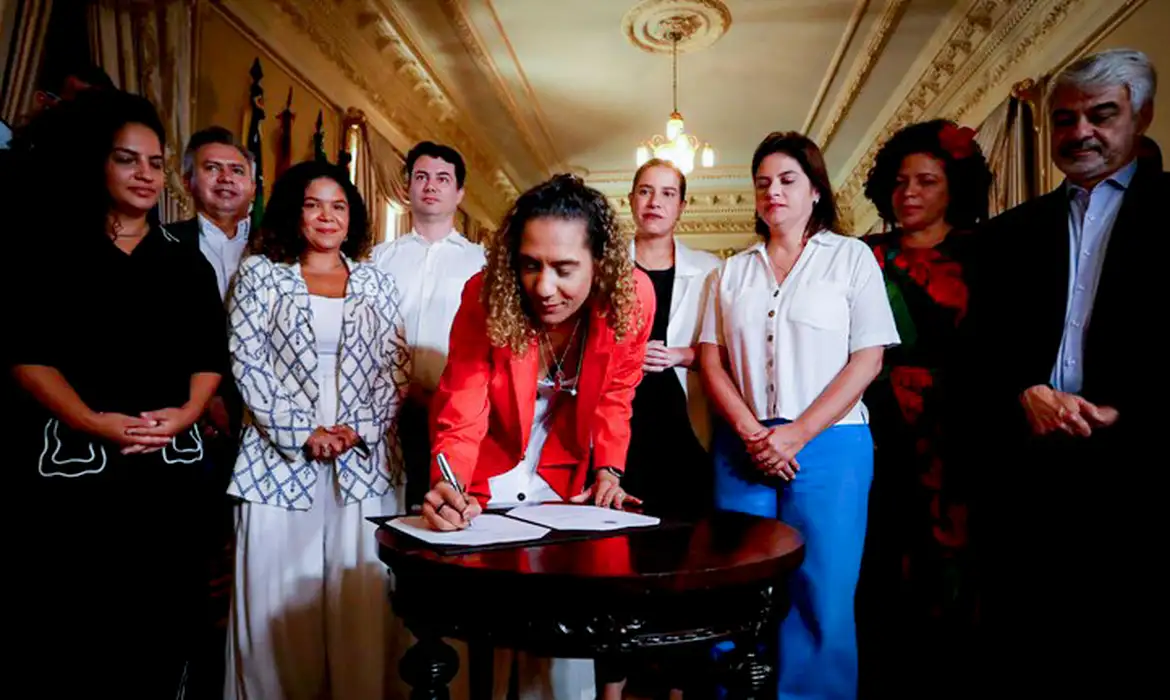Anielle: letramento e regulação são caminhos contra racismo nas redes